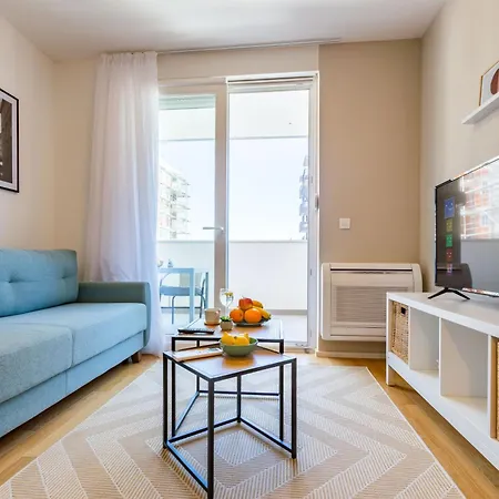 Campanula With Balcony Apartman Zadar