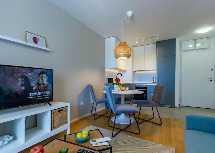 Campanula With Balcony *