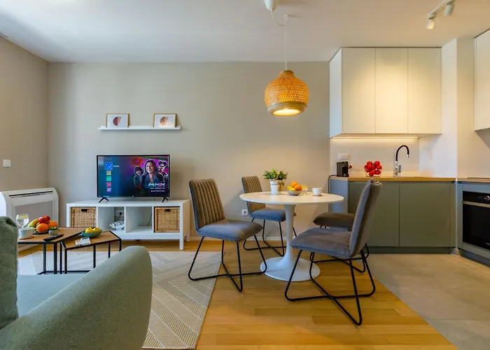 Campanula With Balcony Lägenhet *